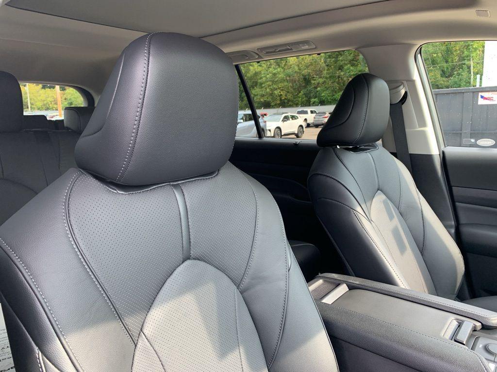 new 2026 Toyota Grand Highlander car, priced at $57,948