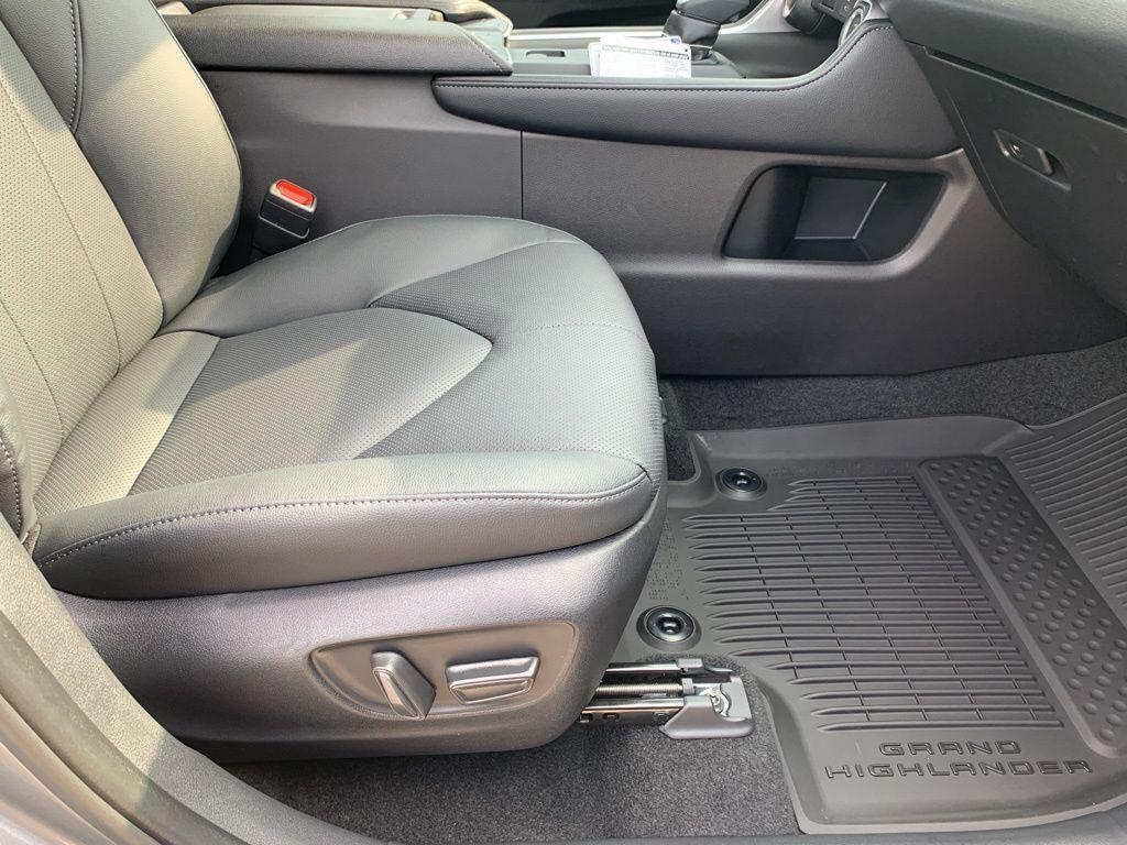 new 2026 Toyota Grand Highlander car, priced at $57,948
