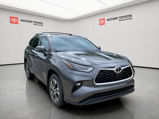 new 2025 Toyota Highlander car, priced at $49,412