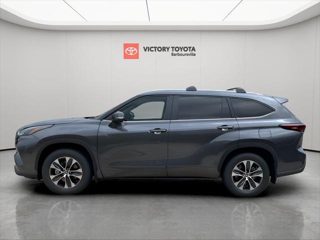 new 2025 Toyota Highlander car, priced at $49,412