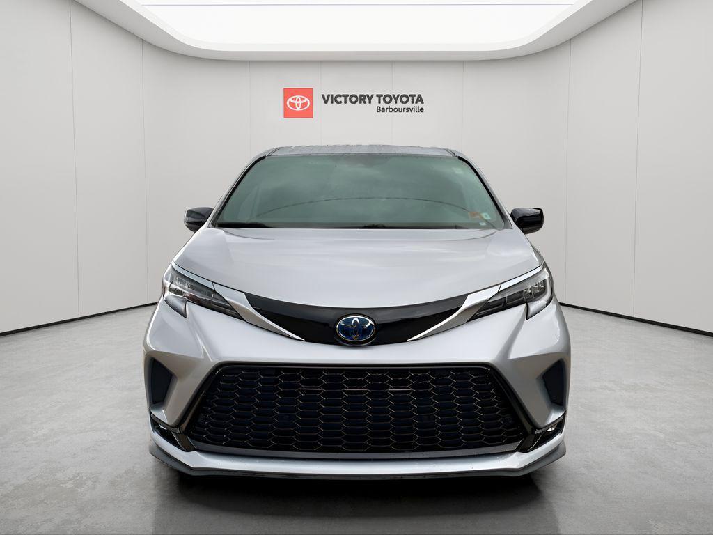 used 2023 Toyota Sienna car, priced at $46,988