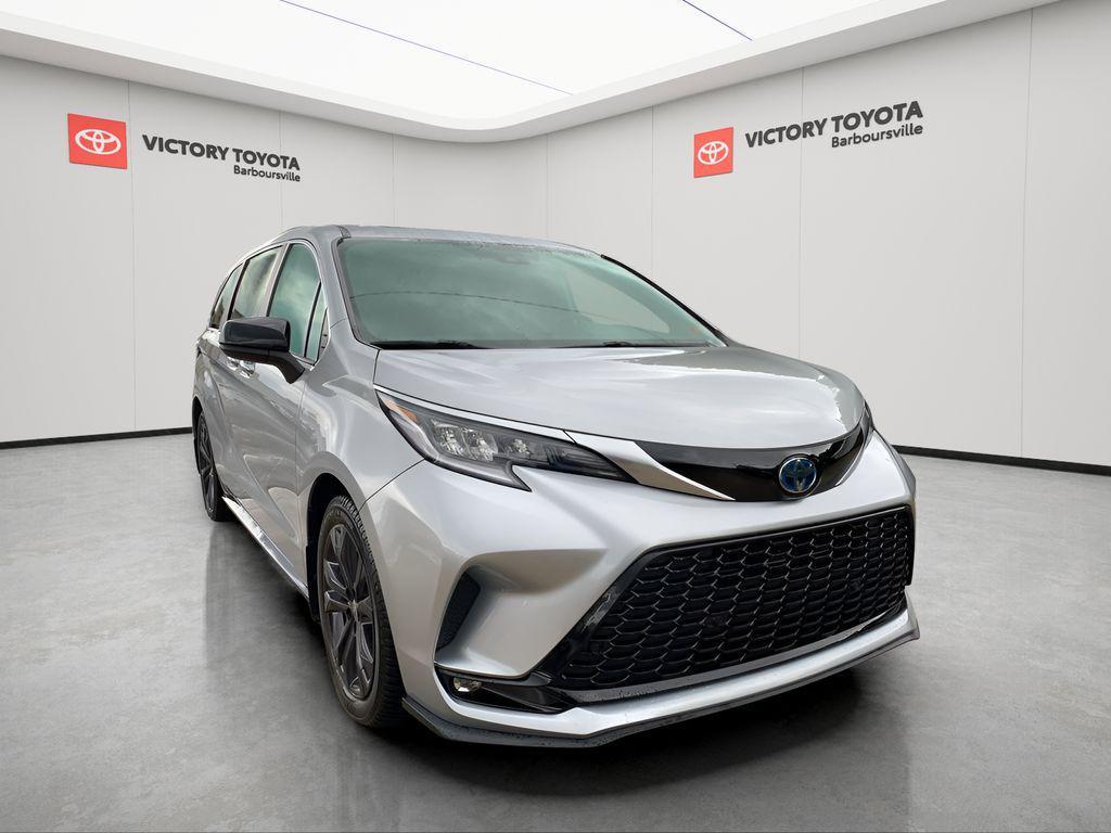 used 2023 Toyota Sienna car, priced at $46,988