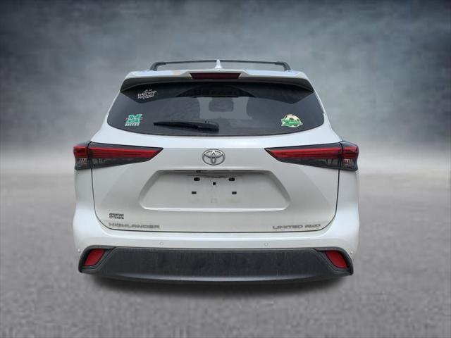 used 2022 Toyota Highlander car, priced at $34,988