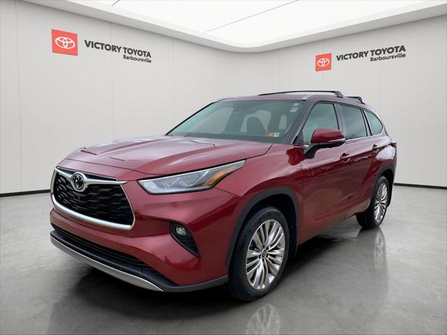 new 2025 Toyota Highlander car, priced at $55,707
