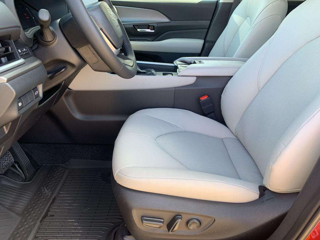 new 2026 Toyota Grand Highlander car, priced at $49,678
