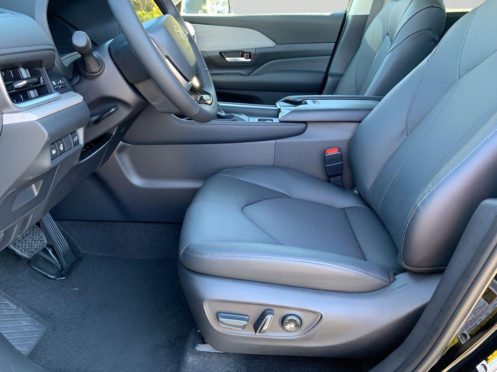 new 2026 Toyota Grand Highlander car, priced at $56,600