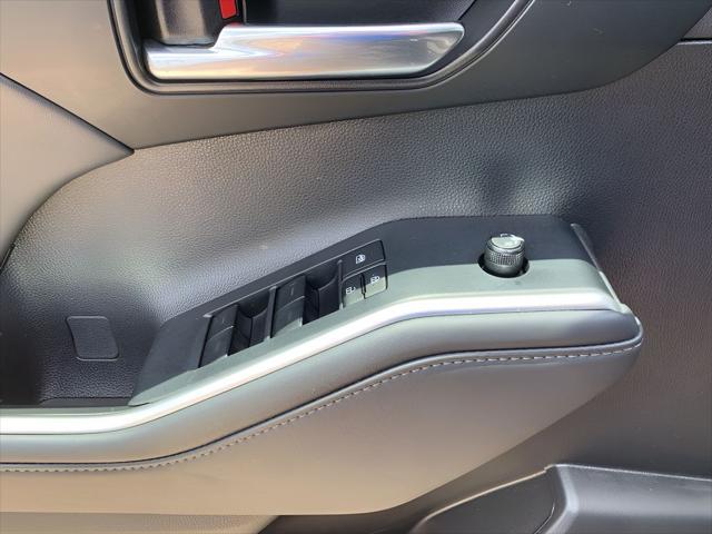 used 2022 Toyota Highlander car, priced at $39,588