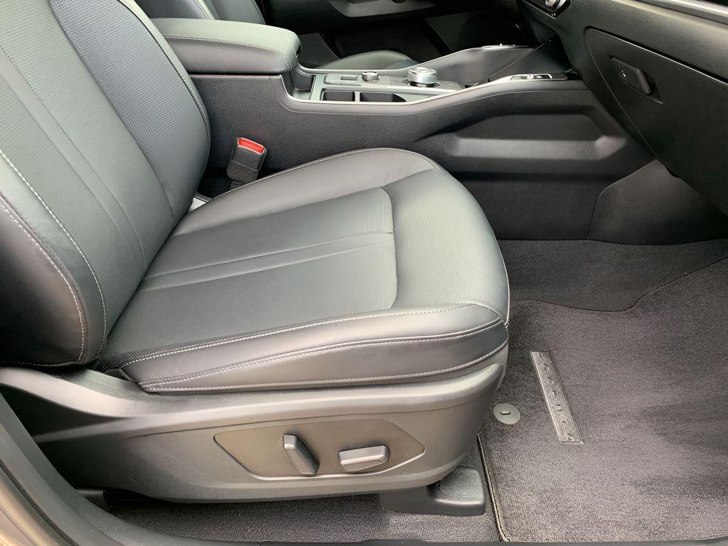 used 2025 Kia Sorento Hybrid car, priced at $35,988