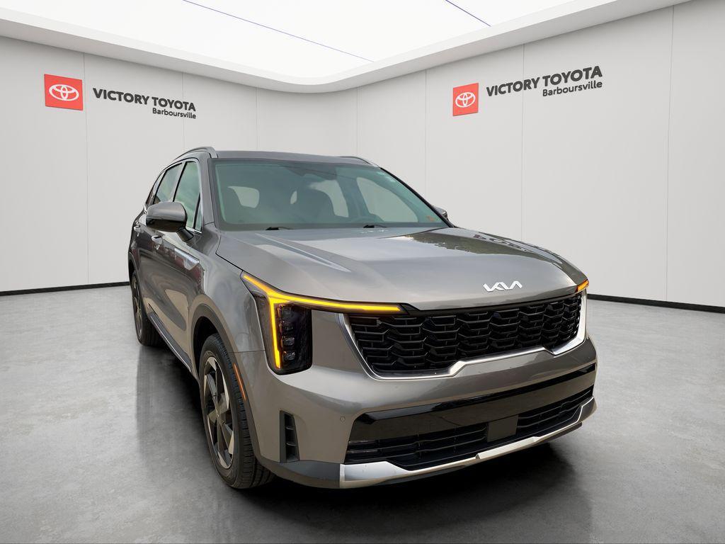 used 2025 Kia Sorento Hybrid car, priced at $35,988