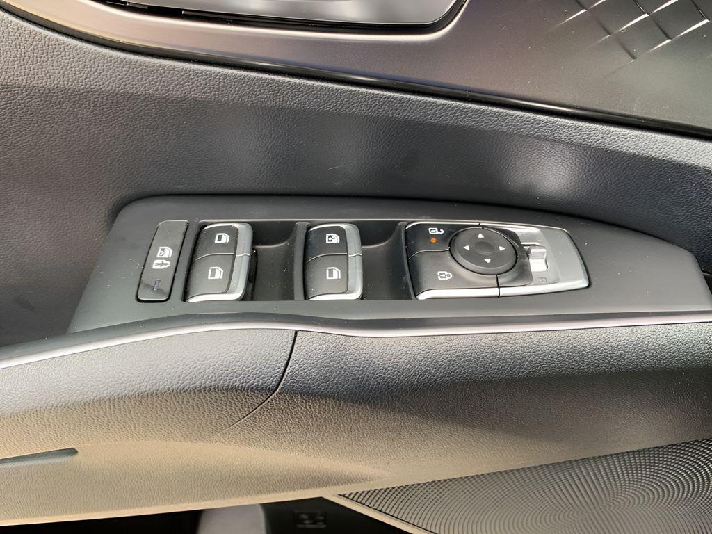 used 2025 Kia Sorento Hybrid car, priced at $35,988