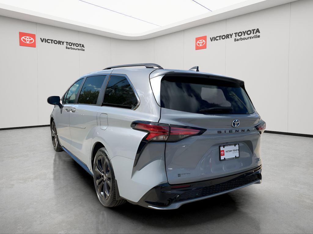 used 2023 Toyota Sienna car, priced at $40,988