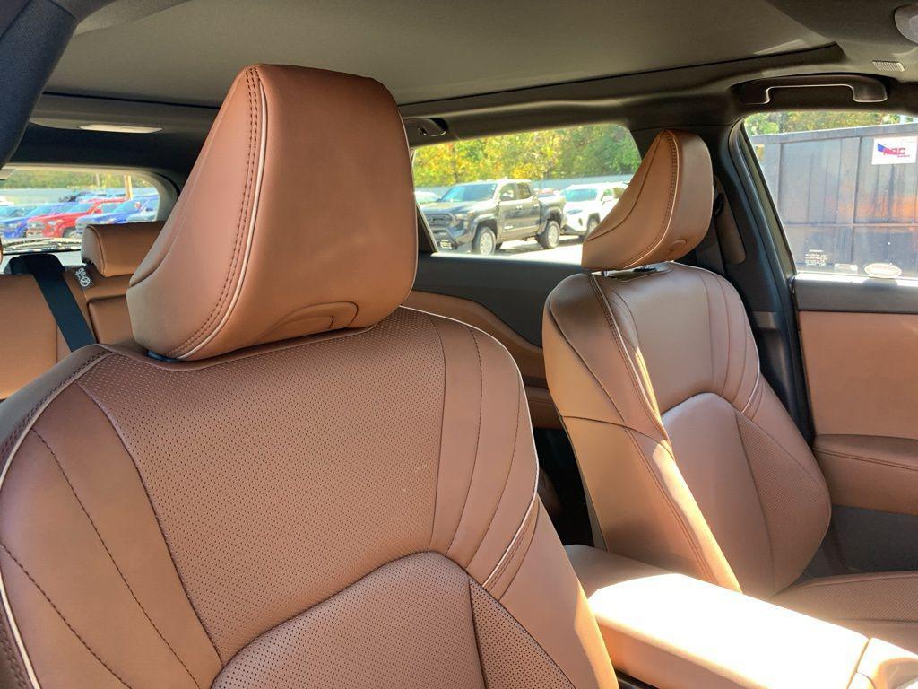 new 2025 Toyota Crown Signia car, priced at $52,985