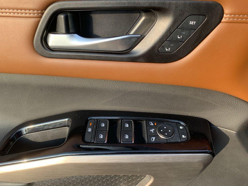 used 2023 Nissan Pathfinder car, priced at $38,988