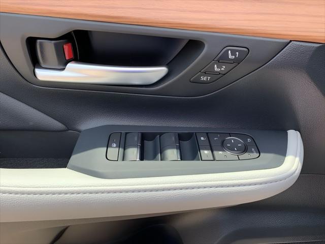 new 2025 Toyota Grand Highlander car, priced at $51,251