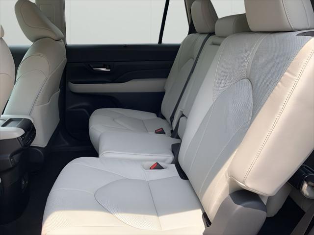 new 2025 Toyota Grand Highlander car, priced at $51,251