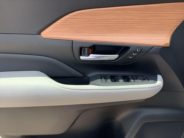 new 2025 Toyota Grand Highlander car, priced at $51,251