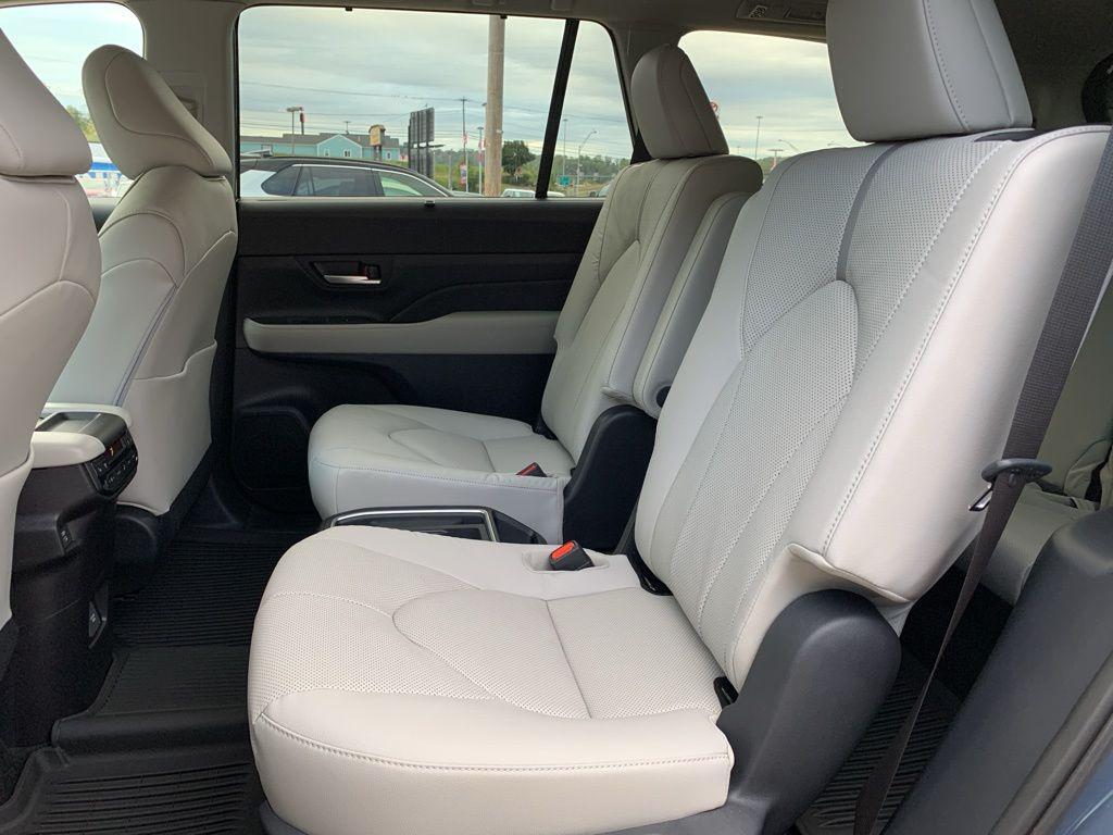 new 2026 Toyota Grand Highlander car, priced at $58,368