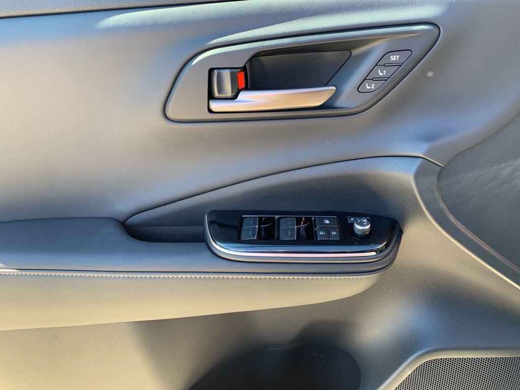 new 2025 Toyota Crown Signia car, priced at $53,250