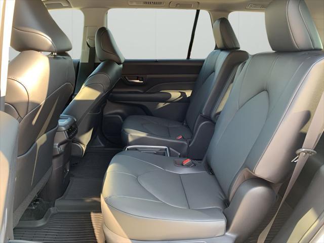 new 2025 Toyota Grand Highlander car, priced at $48,193