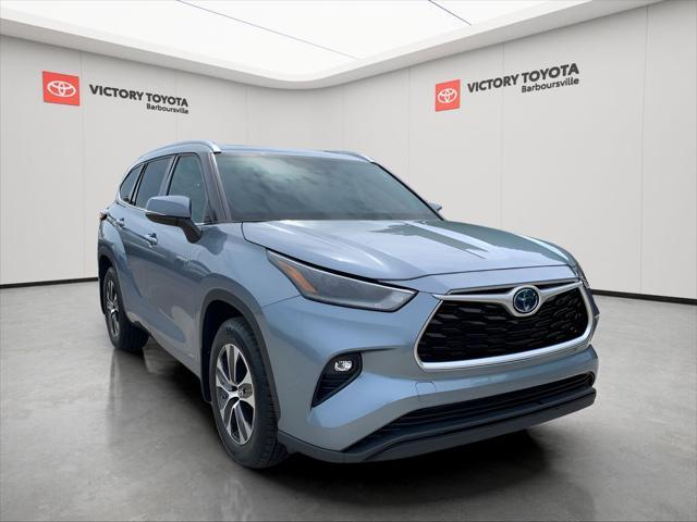 used 2021 Toyota Highlander Hybrid car, priced at $35,988