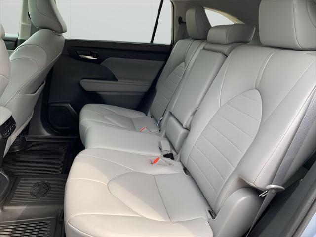 used 2021 Toyota Highlander Hybrid car, priced at $35,988