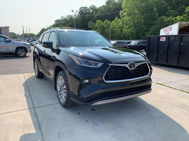 new 2025 Toyota Highlander Hybrid car, priced at $58,211
