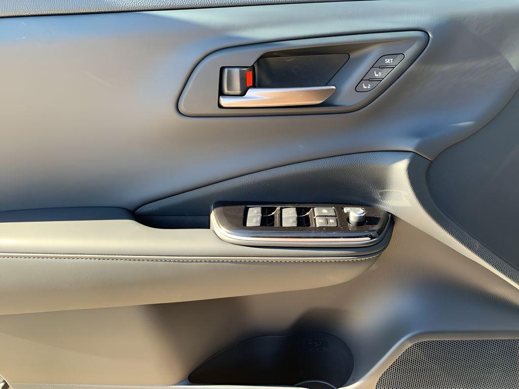 new 2025 Toyota Crown Signia car, priced at $46,815