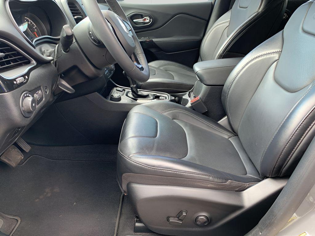 used 2023 Jeep Cherokee car, priced at $23,988