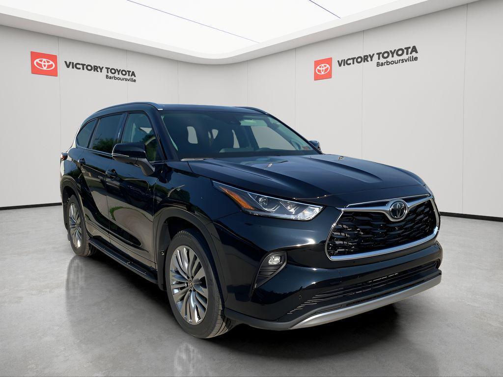 new 2025 Toyota Highlander car, priced at $51,430