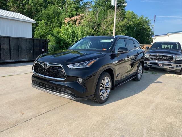 new 2025 Toyota Highlander car, priced at $55,546
