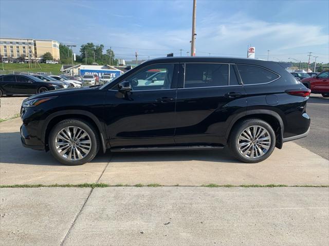 new 2025 Toyota Highlander car, priced at $55,546