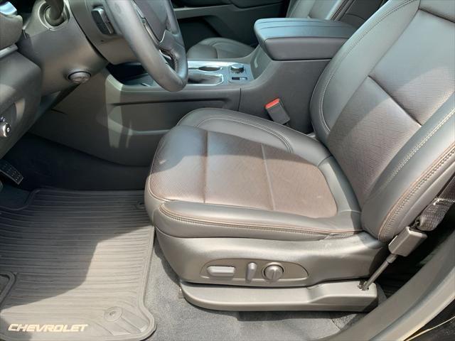used 2023 Chevrolet Traverse car, priced at $42,988