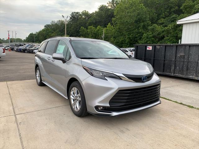 new 2025 Toyota Sienna car, priced at $49,175