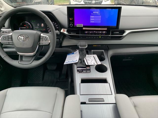 new 2025 Toyota Sienna car, priced at $49,175