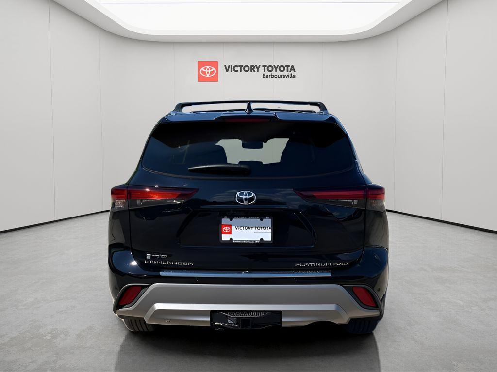 new 2025 Toyota Highlander car, priced at $52,185