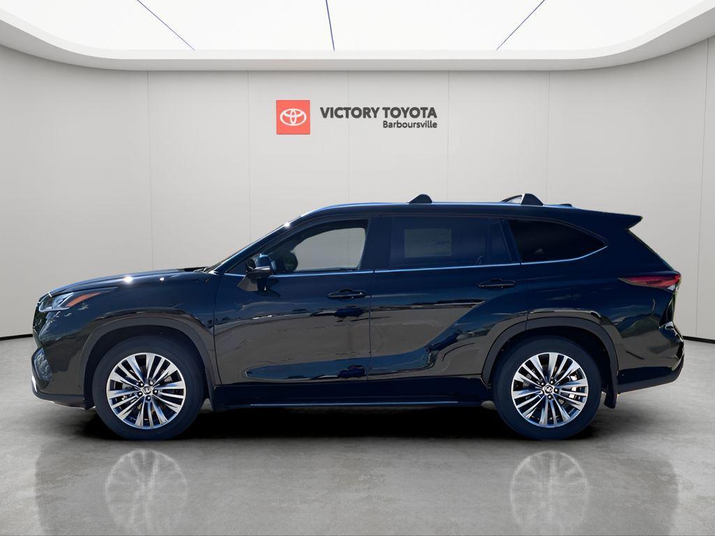 new 2025 Toyota Highlander car, priced at $52,185