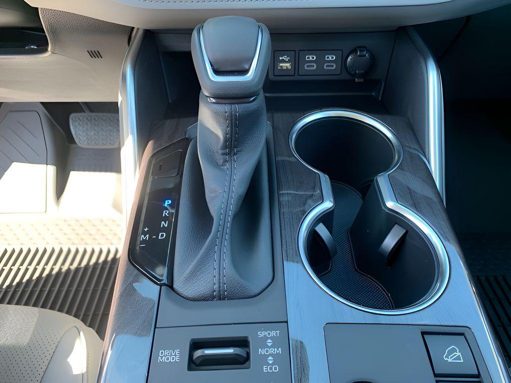 new 2025 Toyota Highlander car, priced at $52,185