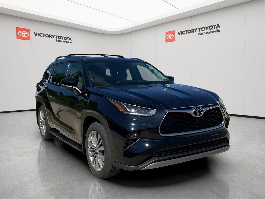new 2025 Toyota Highlander car, priced at $52,185