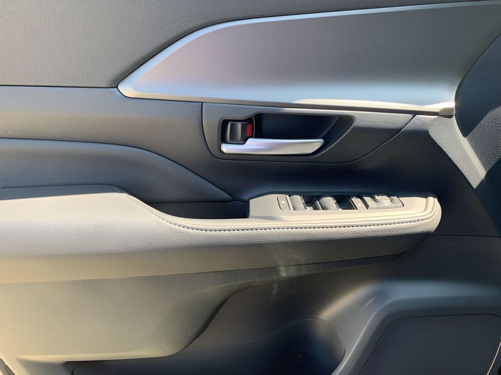 new 2025 Toyota Grand Highlander car, priced at $44,886