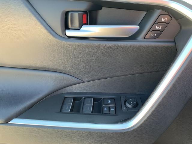 new 2025 Toyota RAV4 car, priced at $38,453