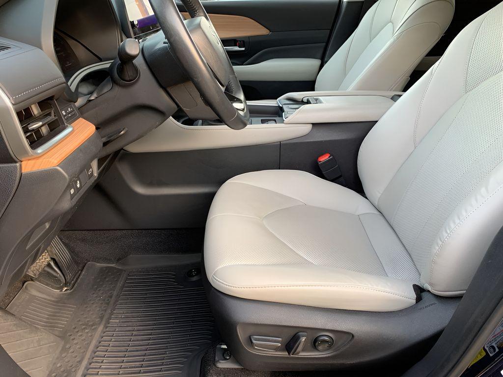 used 2024 Toyota Grand Highlander car, priced at $47,588