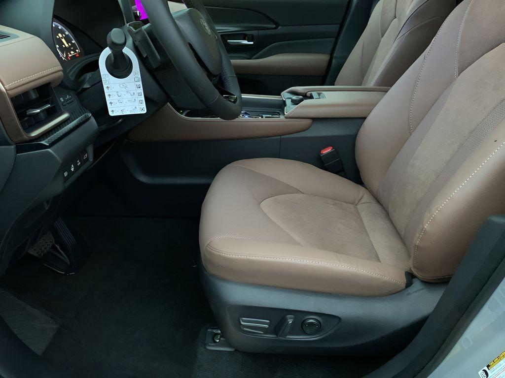 new 2026 Toyota Grand Highlander Hybrid car, priced at $62,420