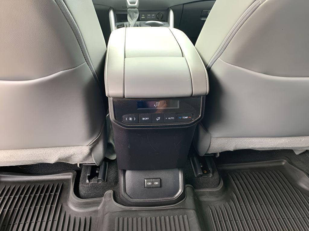 used 2022 Toyota Highlander car, priced at $33,988