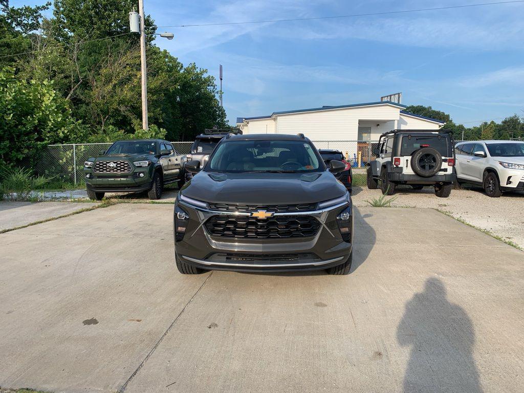 used 2024 Chevrolet Trax car, priced at $22,588