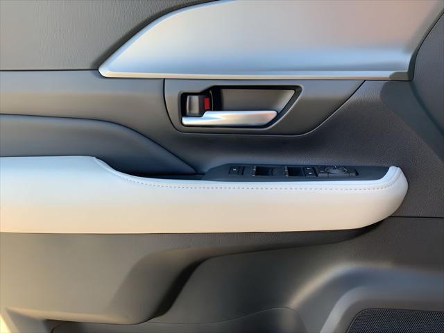 new 2025 Toyota Grand Highlander car, priced at $44,136