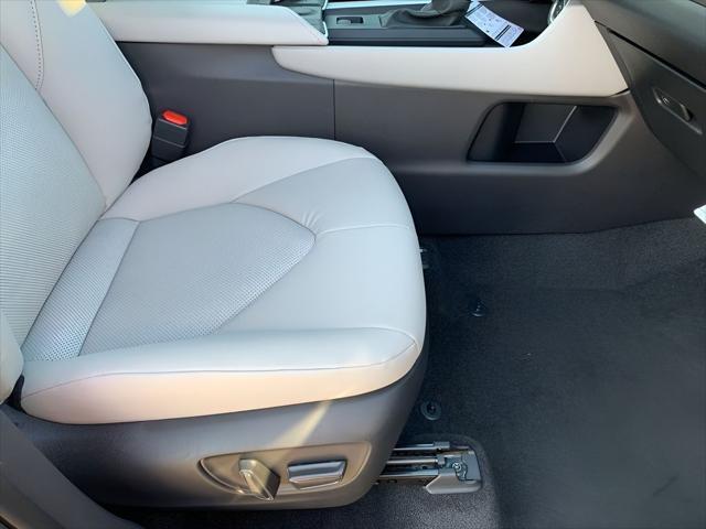 new 2025 Toyota Grand Highlander car, priced at $44,136