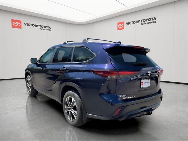 new 2025 Toyota Highlander car, priced at $47,692