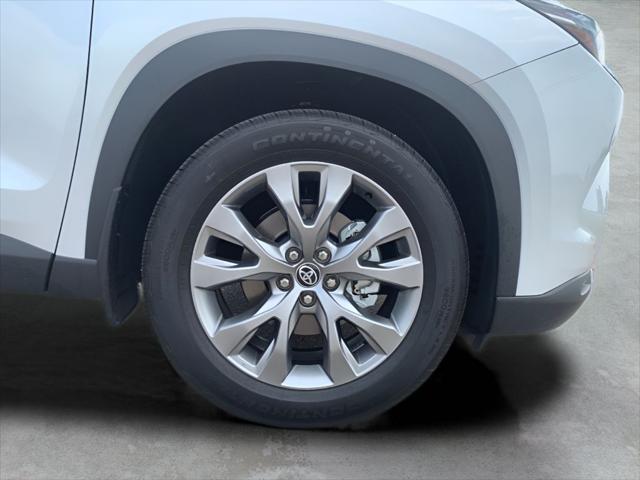 new 2025 Toyota Grand Highlander car, priced at $54,892