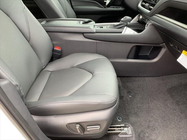 new 2025 Toyota Grand Highlander car, priced at $46,371
