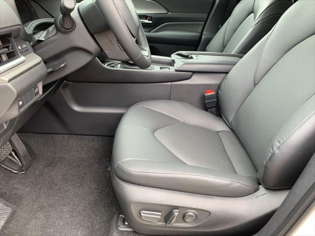 new 2025 Toyota Grand Highlander car, priced at $46,371